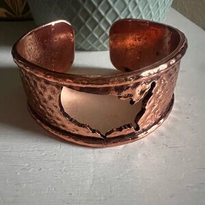 NWOT Rustic Hammered Copper Cutout USA Cuff  Bracelet